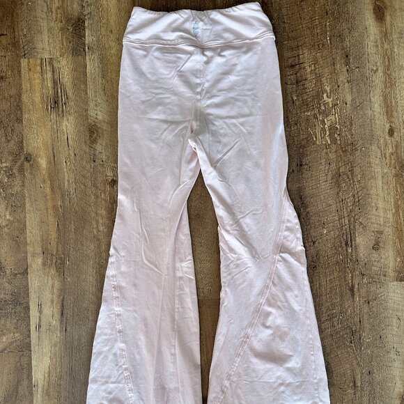 FP Movement Hotshot Kick Flares - Picture 2 of 4